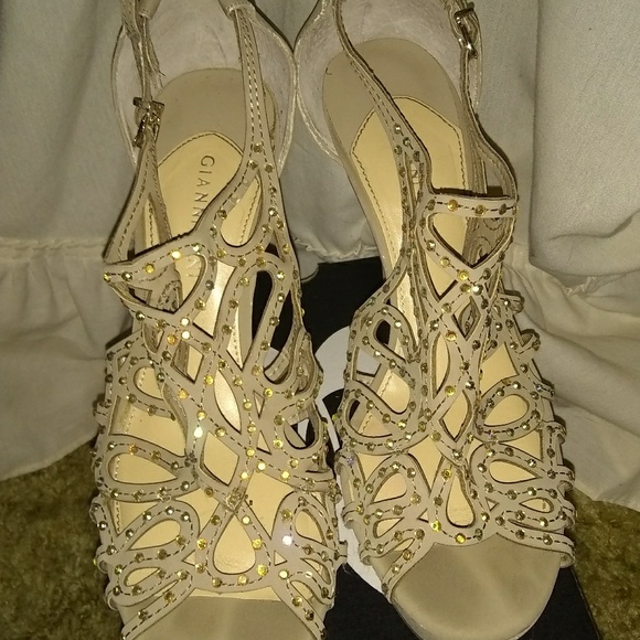 Gianni Bini heels - Picture 4 of 5